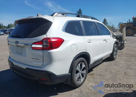 2020 Subaru Ascent Premium из США, поврежденный, VIN 4S4WMAFD4L3462350